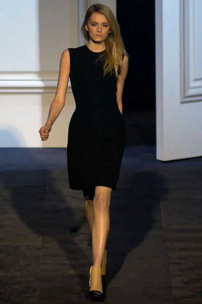 Look 1